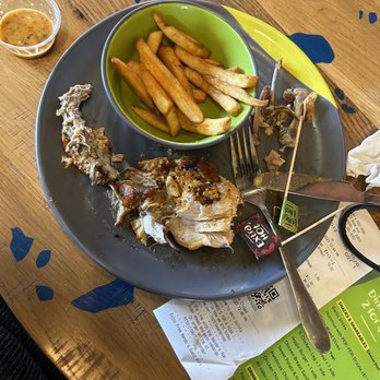 Nando's Peri-Peri - 1/4 chicken (lemon and herb and extra hot) with peri chips - Portuguese Near Me - North Bethesda, Maryland Nando's Peri-Peri - 1/4 chicken (lemon and herb and extra hot) with peri chips - Portuguese Near Me - North Bethesda, Maryland