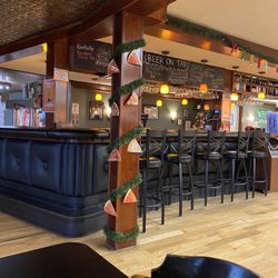Glass Nickel Pizza Co. Rib Mountain - Wausau - Bar