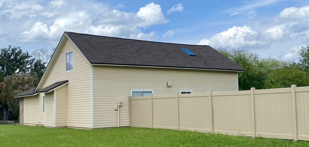 Slide of J&M Roofing Services