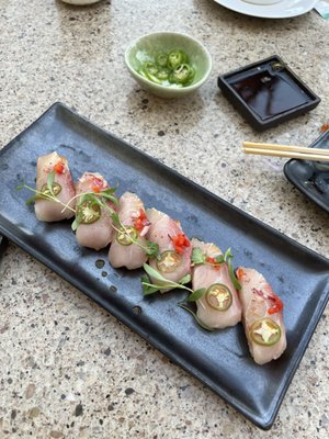 Ke-uH Restaurant by null