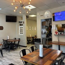 East Hill Pizza
