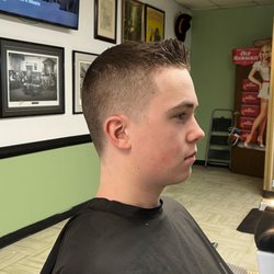 Barberville Men's Hairstyling