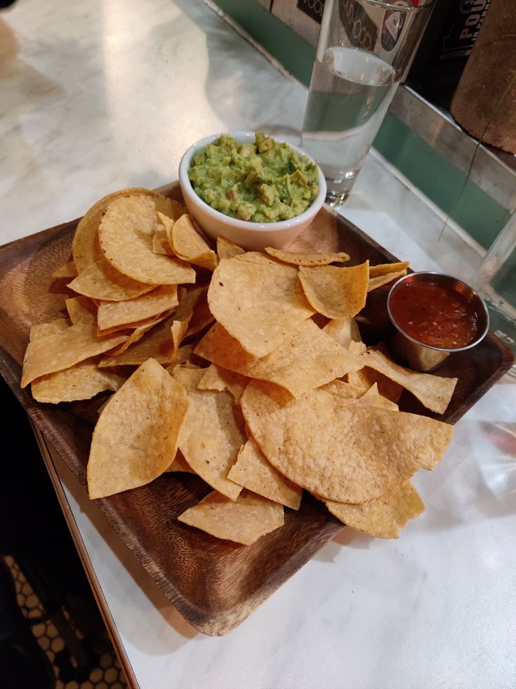 La Esquina - Midtown