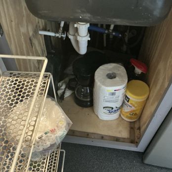 Circle J Guest Ranch - Under the sink - Campgrounds Near Me - Eustace, Texas