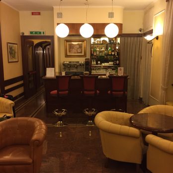 Hotel Ranieri - Cute little hotel bar and lounge. - Hotels Near Me - Rome, RM Hotel Ranieri - Cute little hotel bar and lounge. - Hotels Near Me - Rome, RM