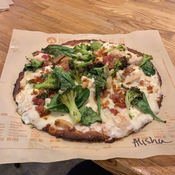 Blaze Pizza - Keto pizza, soooooo delicious - Salad Near Me - Orange, California