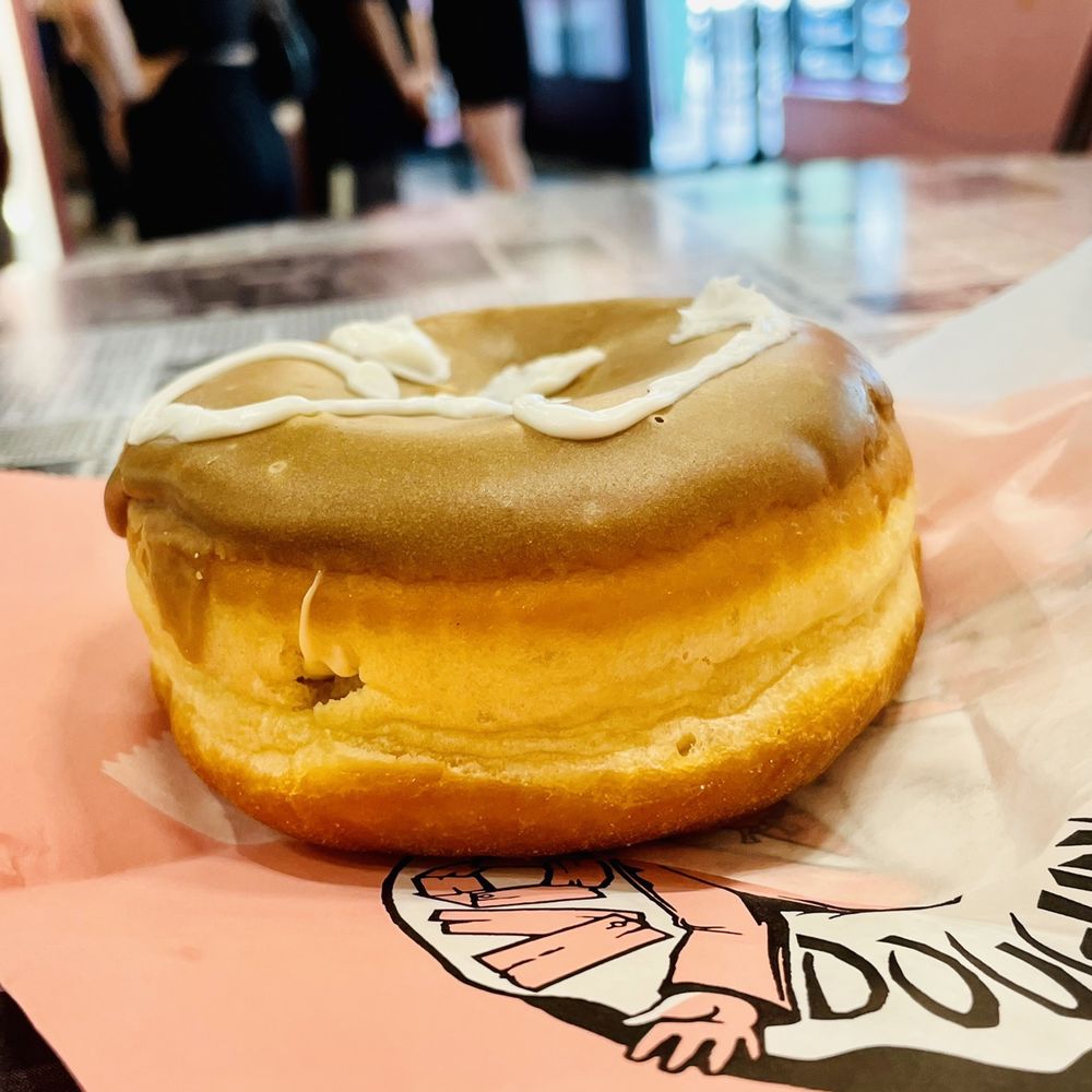 Voodoo Doughnut - Maple Cream - Donuts Near Me - Chicago, Illinois