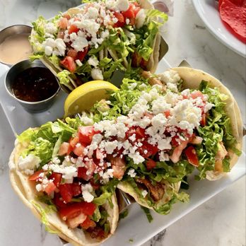 The Cliff Restaurant - Carne Asada, Mahi Mahi and Shrimp Tacos (IG: @christal.light) - American Near Me - Laguna Beach, California The Cliff Restaurant - Carne Asada, Mahi Mahi and Shrimp Tacos (IG: @christal.light) - American Near Me - Laguna Beach, California
