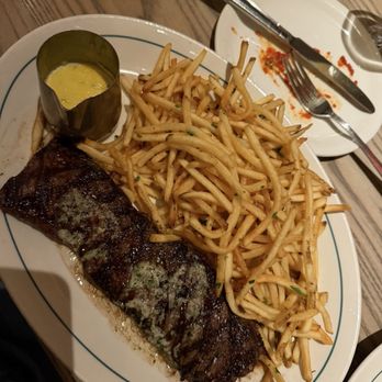 Summer House - Skirt Steak Frites* - New American Near Me - Las Vegas, Nevada