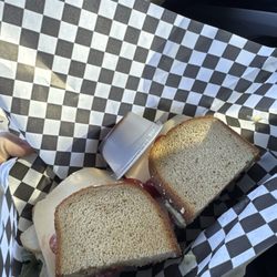 Lofi Cafe - Turkey Pesto Sandwich on gluten free bread