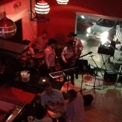 Candido's 28 Botanero BAR