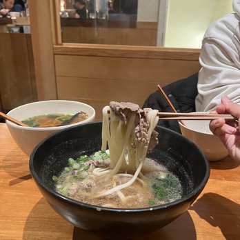 Raku - Niku Udon - Japanese Near Me - New York, New York