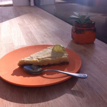 Zukini - Vegan raw keylime pie, a perfect paleo dessert! - Salad Near Me - Gent, VOV Zukini - Vegan raw keylime pie, a perfect paleo dessert! - Salad Near Me - Gent, VOV