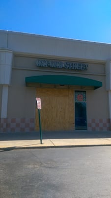 Greenbriar Mall by null