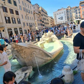 Piazza di Spagna - Public Plazas Near Me - Rome, RM