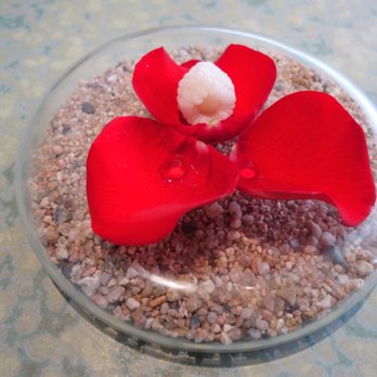 Disfrutar - Lychee and Roses @endoedibles on Instagram for more - Modern European Near Me - Barcelona, B