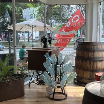 Juice Mill - Juice Bars & Smoothies Near Me - Bridgewater, Massachusetts
