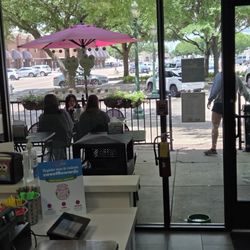 Sweet Frog - Patio seating