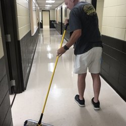 Bracey Cleaning Services - Floor waxing