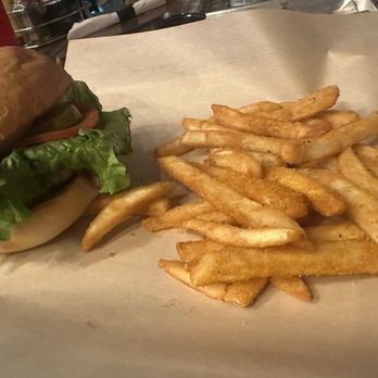 Ice House - Burger - Cocktail Bars Near Me - Abilene, Texas Ice House - Burger - Cocktail Bars Near Me - Abilene, Texas