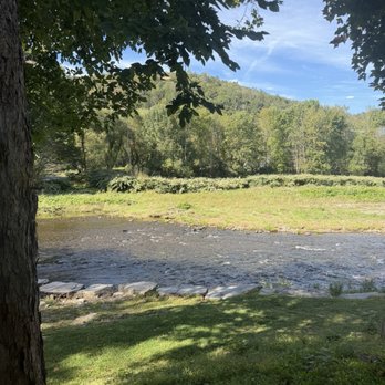 Catskills Coffee Lodge - Outdoor views - Breakfast & Brunch Near Me - Roscoe, New York