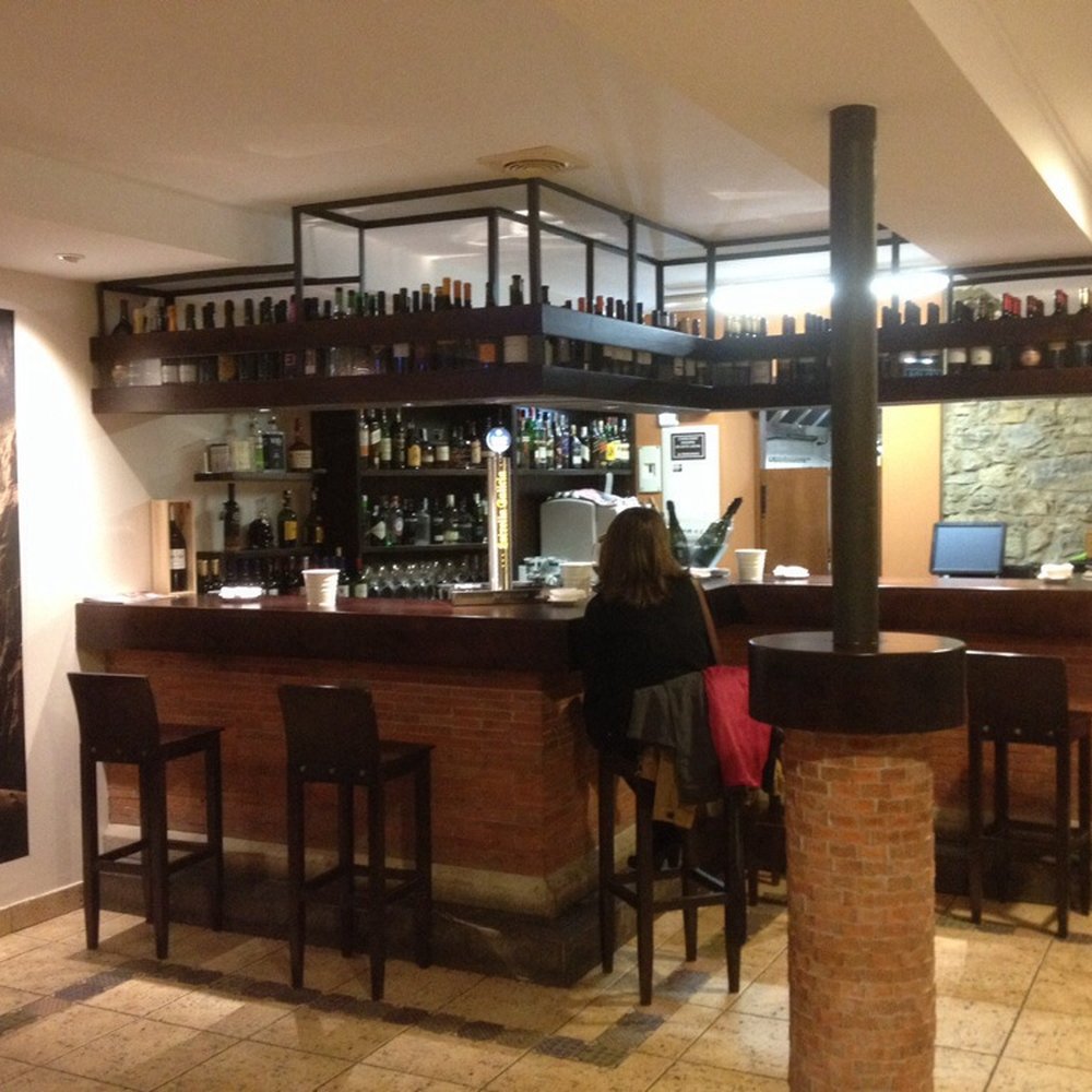 The Best 10 Spanish Restaurants near Elogio del horizonte in Gijón,  Asturias - Yelp