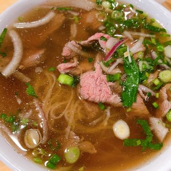 Mai Lee - Vietnamese Near Me - Saint Louis, Missouri