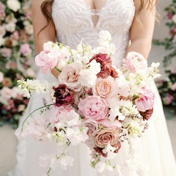 Peonies & Petals - Floral Designers Near Me Peonies & Petals - Floral Designers Near Me
