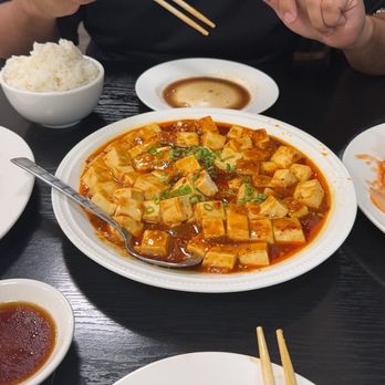 Jiayuan Dumpling House - Pork and Napa dumplings, mapo tofu (middle), sweet and sour pork - Szechuan Near Me - Redondo Beach, California Jiayuan Dumpling House - Pork and Napa dumplings, mapo tofu (middle), sweet and sour pork - Szechuan Near Me - Redondo Beach, California
