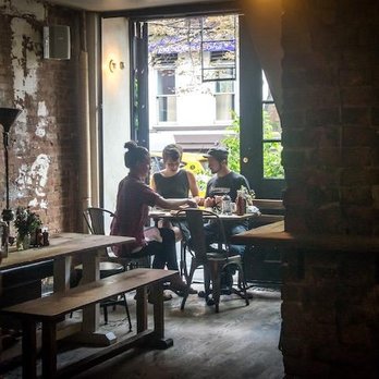 Wilfie & Nell - Brunch at Wilfie & Nell - Bars Near Me - New York, New York