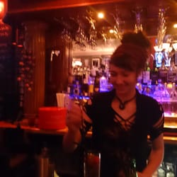 The Joker & the Thief - Making my berry Moscow mule