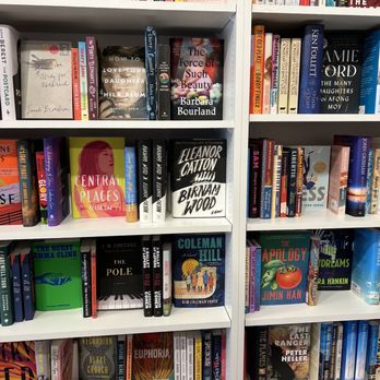 Comma, a bookshop - Bookstores Near Me - Minneapolis, Minnesota Comma, a bookshop - Bookstores Near Me - Minneapolis, Minnesota
