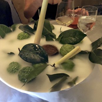Alinea - New American Near Me - Chicago, Illinois Alinea - New American Near Me - Chicago, Illinois
