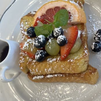 Sweet Maple - Big Hip (french toast) - Breakfast & Brunch Near Me - Cupertino, California Sweet Maple - Big Hip (french toast) - Breakfast & Brunch Near Me - Cupertino, California