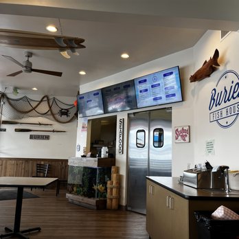 Burien Fish House - Counter view - Seafood Near Me - Burien, Washington Burien Fish House - Counter view - Seafood Near Me - Burien, Washington