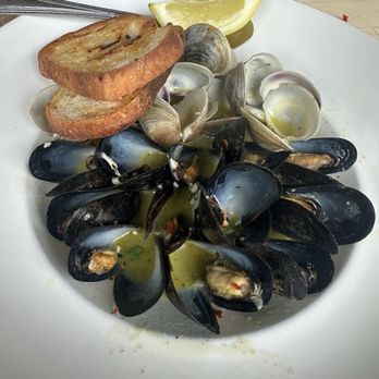 The Wharf - Seafood Near Me - Fort Bragg, California