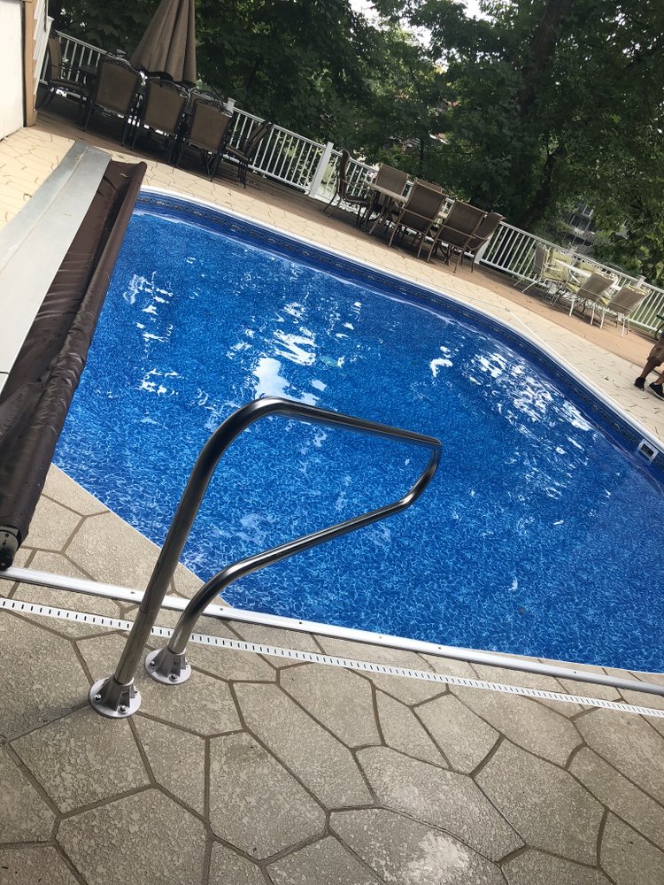 Paradise Pools, Crown Point Roadtrippers