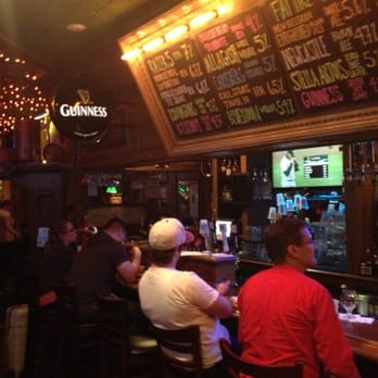 Fibbar MaGees - Usually the ratio of guys to girls favors the ladies. - Irish Pub Near Me - Sunnyvale, California Fibbar MaGees - Usually the ratio of guys to girls favors the ladies. - Irish Pub Near Me - Sunnyvale, California