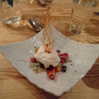 A Mano - Vit chokladmousse (?) - Italian Near Me - Örebro, T