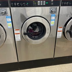 El Lavadero Coin Laundry - Low water! Not Hot ! This is for 2 load's