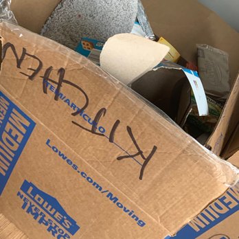 Royal Movers - This what they did with my dishes mixed food and my dirty kitchen rugs that's so disgusting and not professional - Movers Near Me - Wyandotte, Michigan