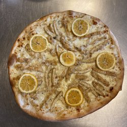Geo's Pizza - Chicken francese pizza