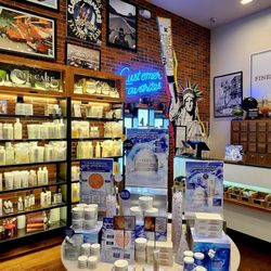 Kiehl's Since 1851 - Interior