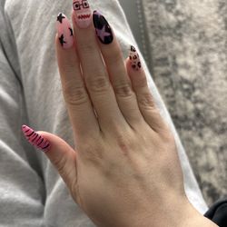 V Nails - So good!
