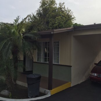 Palm Tropics Motel - quite secluded and covered parking right by your room - Hotels Near Me - Glendora, California Palm Tropics Motel - quite secluded and covered parking right by your room - Hotels Near Me - Glendora, California