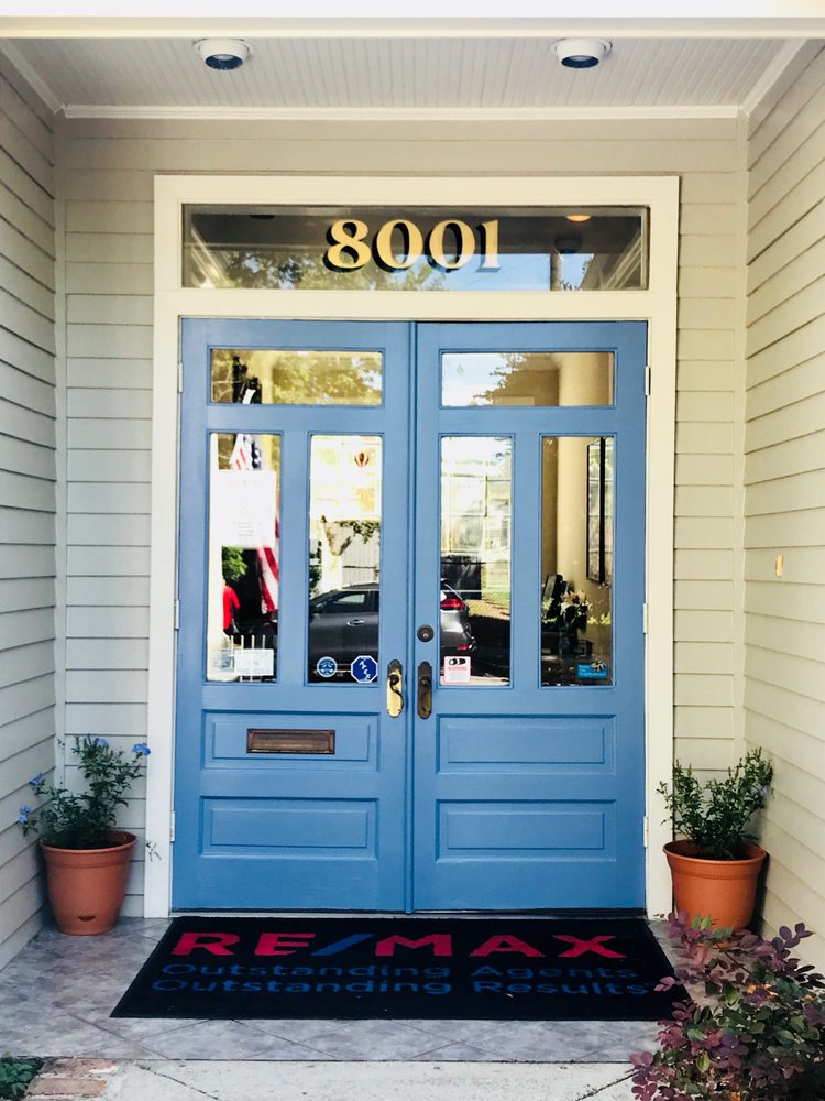 RE/MAX N.O. PROPERTIES Updated August 2024 8001 Maple St, New