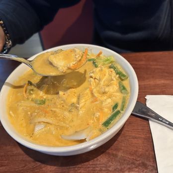 Yum Yum Thai - Panang Noodle - Thai Near Me - Naperville, Illinois