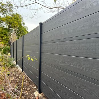4K Patios - closer up view for those that are interested in the black aluminum fencing. - Patio Coverings Near Me - Los Angeles, California 4K Patios - closer up view for those that are interested in the black aluminum fencing. - Patio Coverings Near Me - Los Angeles, California