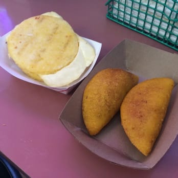 Pandebono Bakery - Arepa con queso and empanada - Bakeries Near Me - Miami, Florida Pandebono Bakery - Arepa con queso and empanada - Bakeries Near Me - Miami, Florida