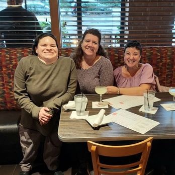 Bollo Woodfired Pizza - Friends hanging out together - Italian Near Me - Houston, Texas Bollo Woodfired Pizza - Friends hanging out together - Italian Near Me - Houston, Texas